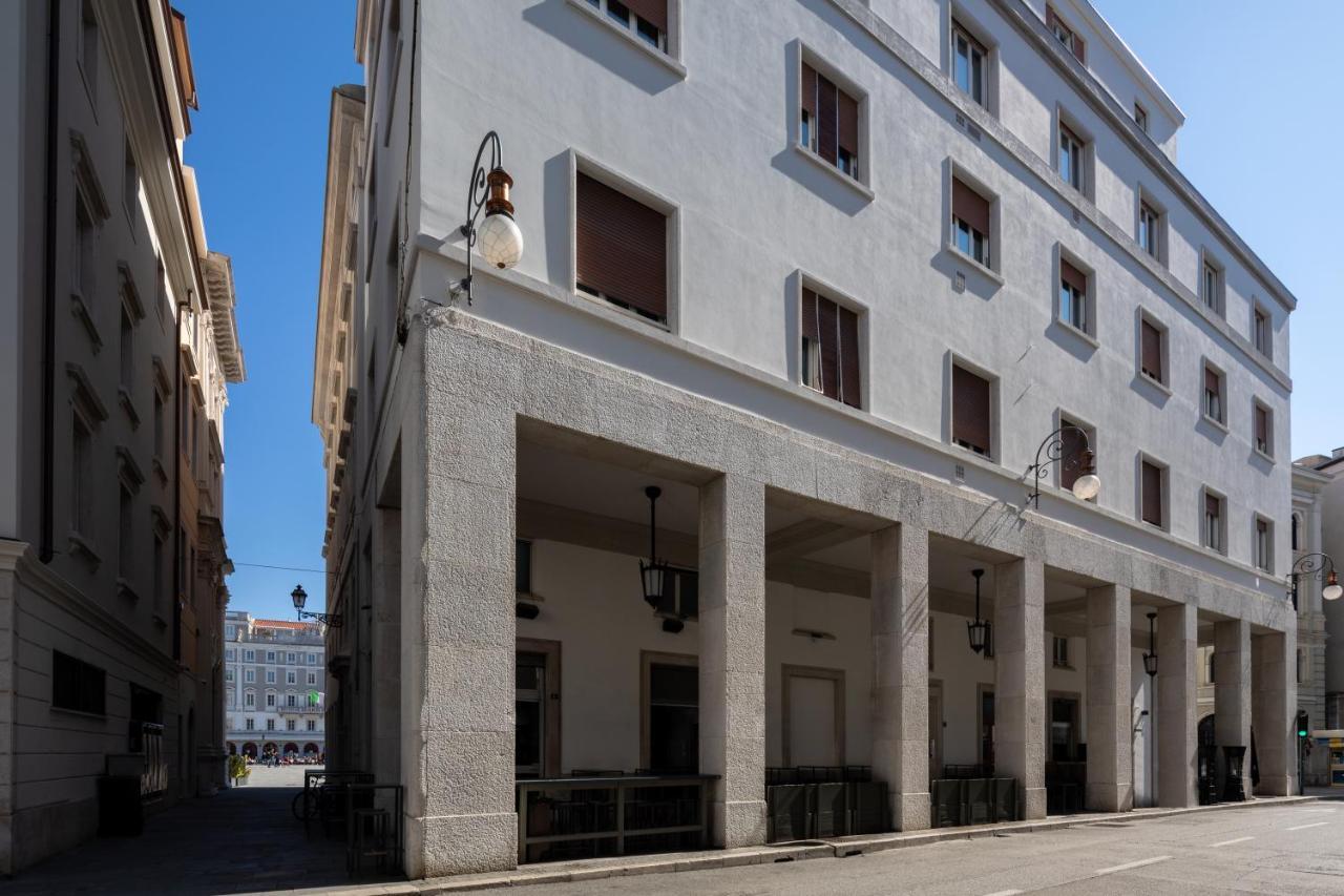Vis A Vis Apartments Trieste Esterno foto