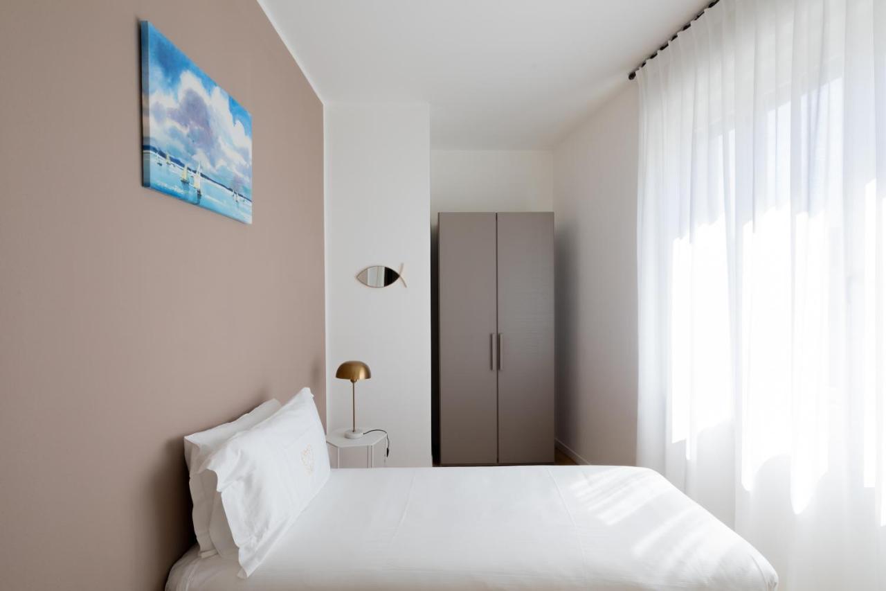 Vis A Vis Apartments Trieste Esterno foto