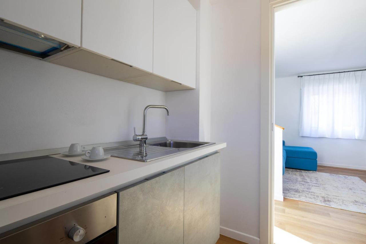 Vis A Vis Apartments Trieste Esterno foto